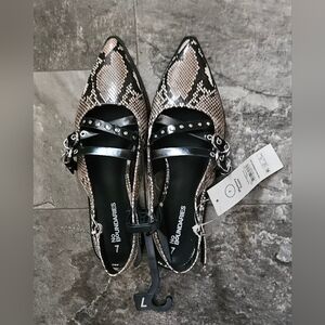 No Boundaries Women's Faux Leather Snakeskin Strappy Moto Flats Size 7 NWT